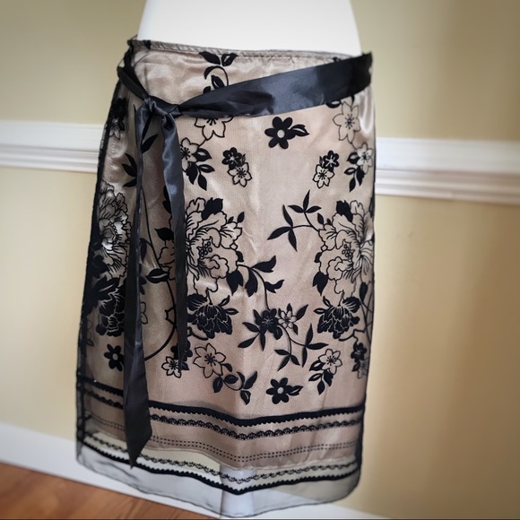 Heart Soul Floral Skirt - Picture 10 of 10